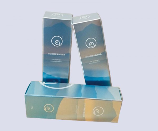 Low minimum custom lotion packaging boxes.